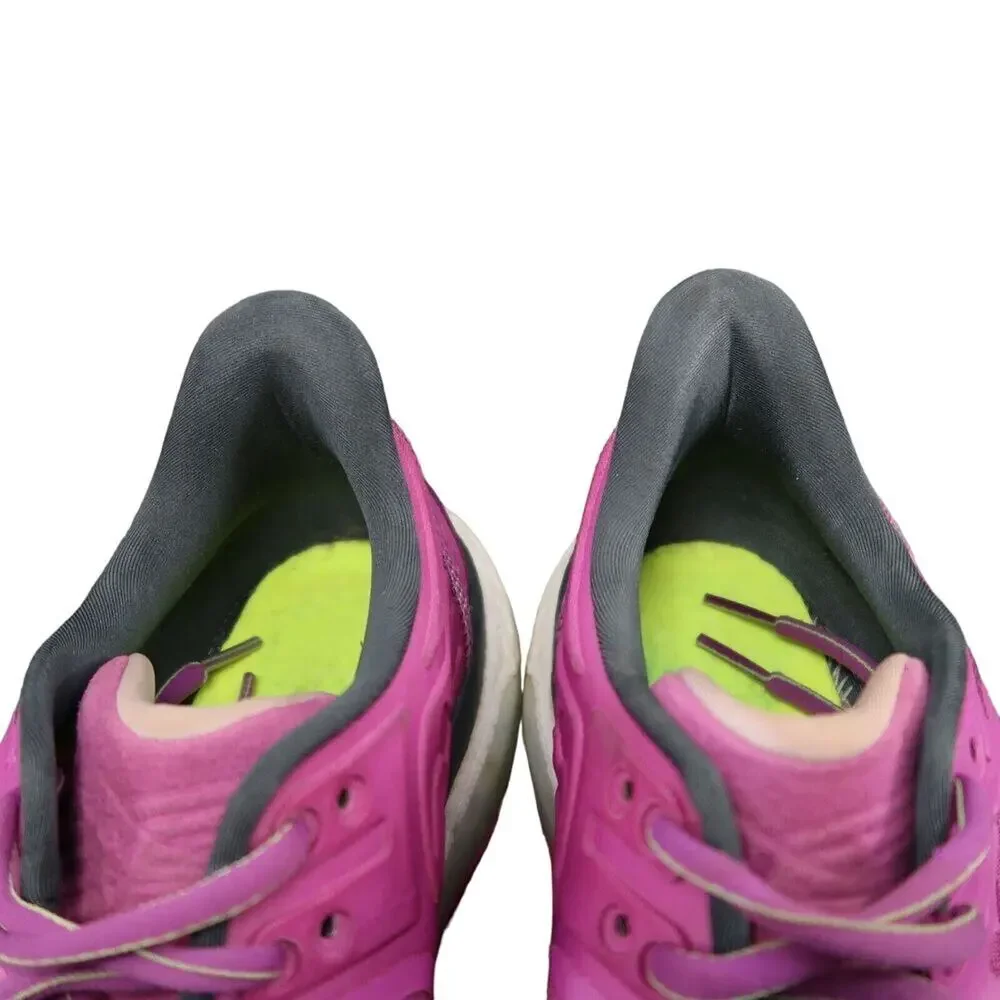 Saucony Shoes Womens 9.5 Athletic Running Hurricane 23 Sport Training Comfort